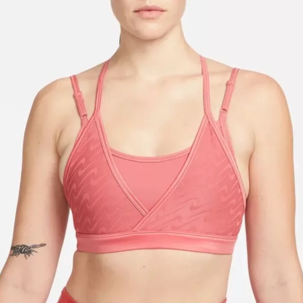 Pink Nike Dry Fit Women’s Size M sports bra layered strappy
